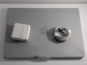 New Laptop Apple MacBook Pro M1 8GB Intel Core I5 SSD 512GB