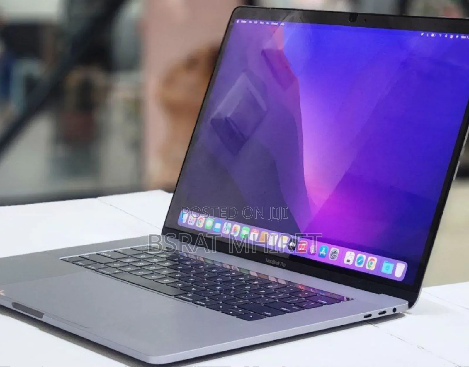 New Laptop Apple MacBook Pro 2019 16GB Intel Core I7 SSD 256GB