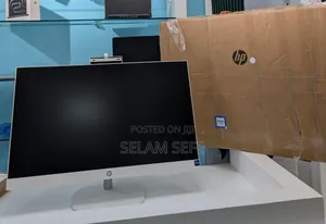 New HP 200 G4 22 All-in-One 8GB Intel Core I7 SSD 512GB