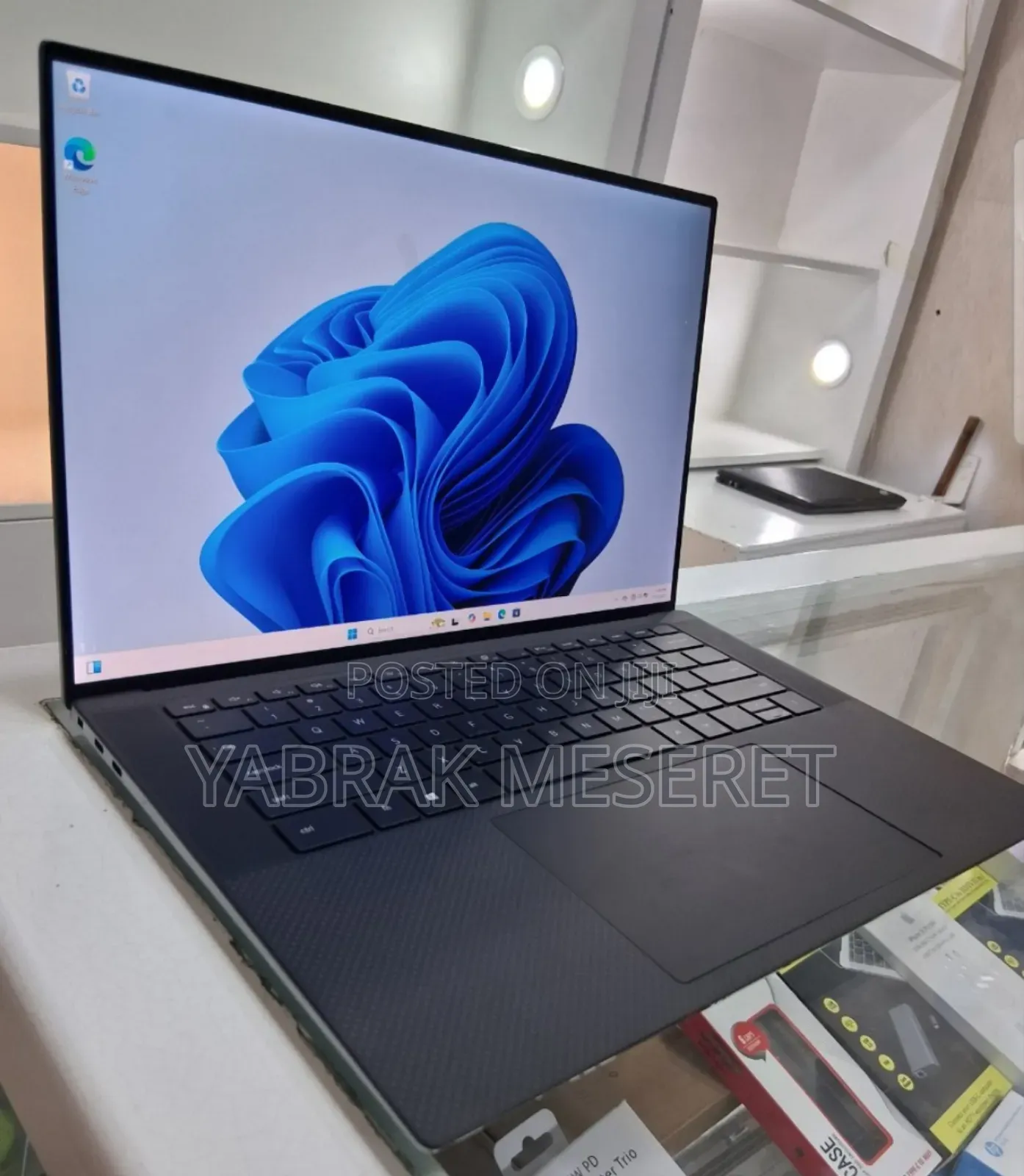 New Laptop Dell Precision 5550 16GB Intel Core I7 SSD 512GB