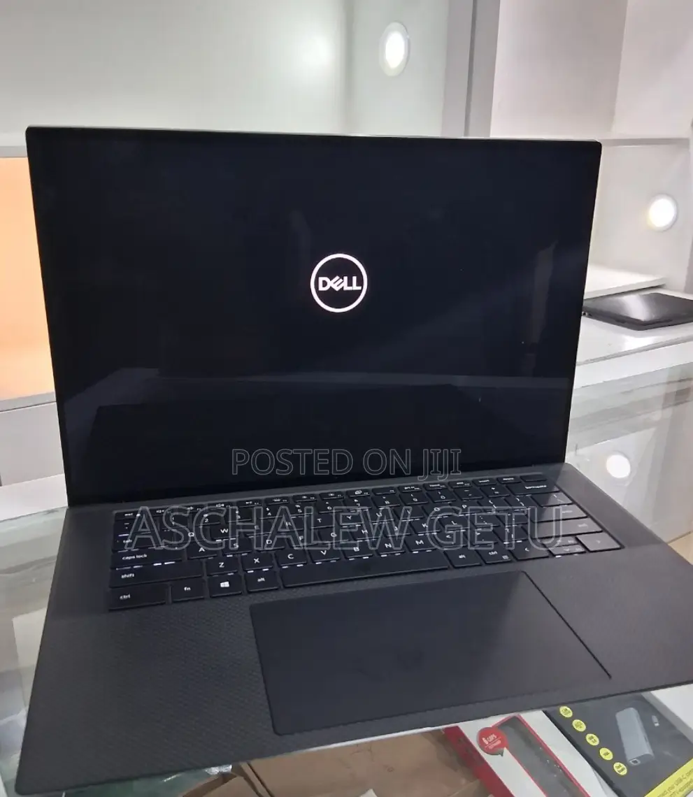 New Laptop Dell Precision 5550 16GB Intel Core I7 SSD 512GB