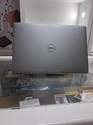 New Laptop Dell Precision 5550 16GB Intel Core I7 SSD 512GB