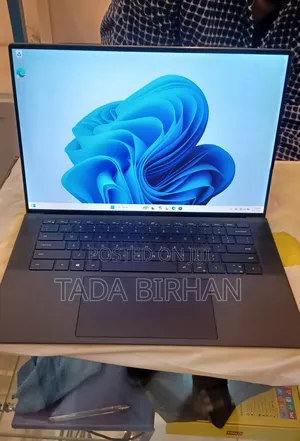 New Laptop Dell Precision 5550 16GB Intel Core I7 SSD 512GB