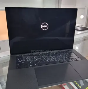 Photo - New Laptop Dell 16GB Intel Core I7 SSD 512GB