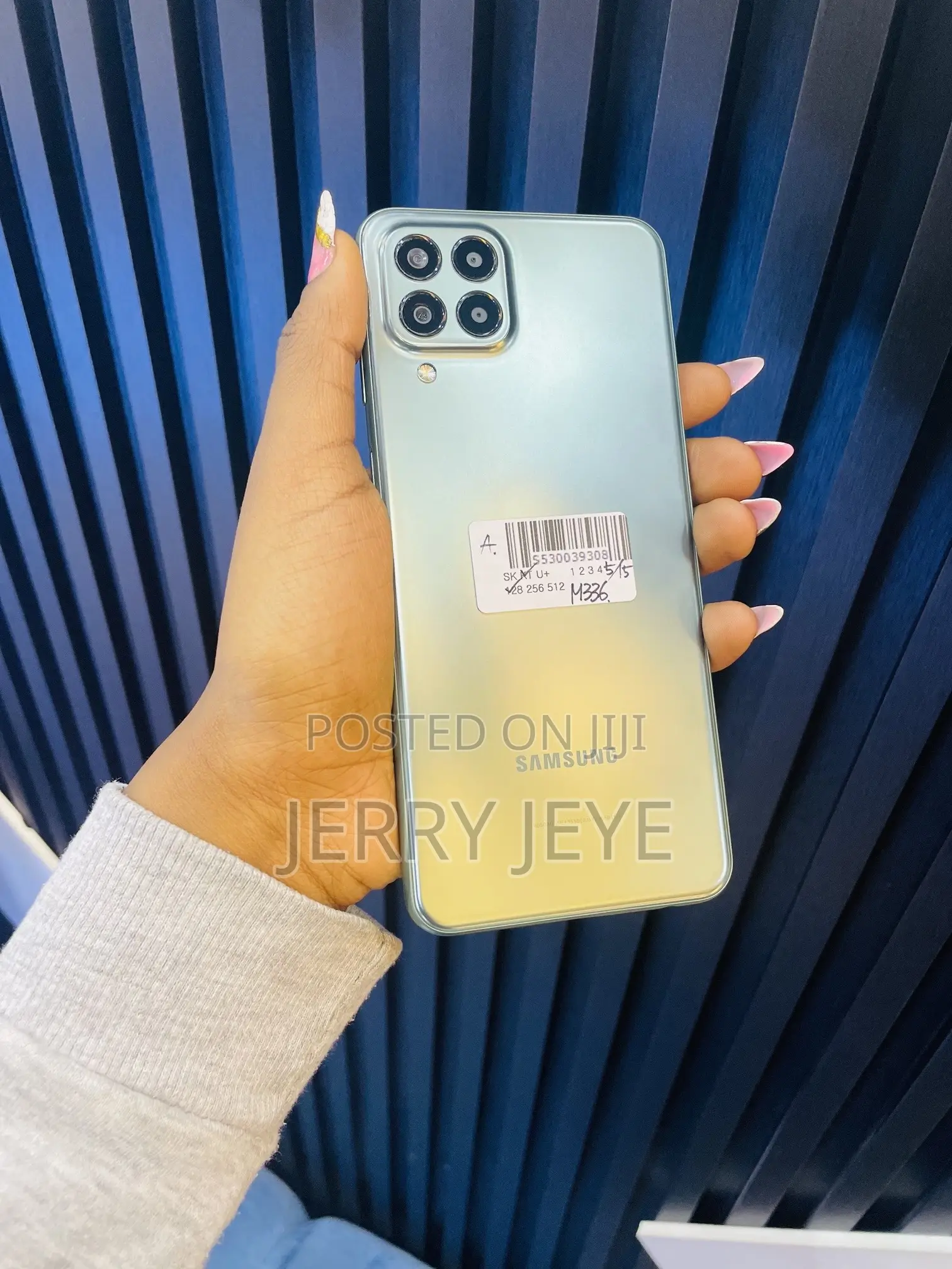 New Samsung Galaxy M33 5G 128 GB Green