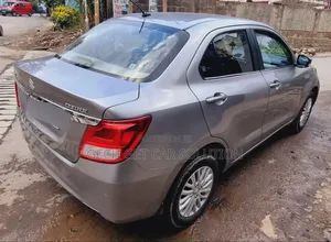Suzuki Dzire 2022 Silver