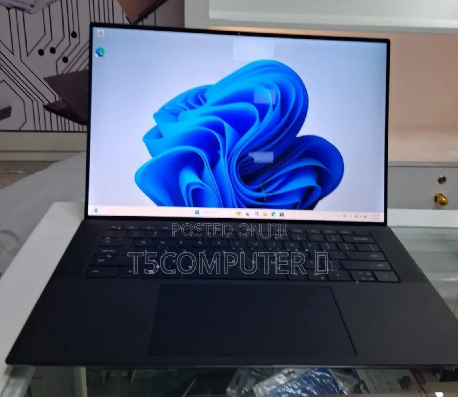 New Laptop Dell Latitude 5550 16GB Intel Core I7 SSD 512GB