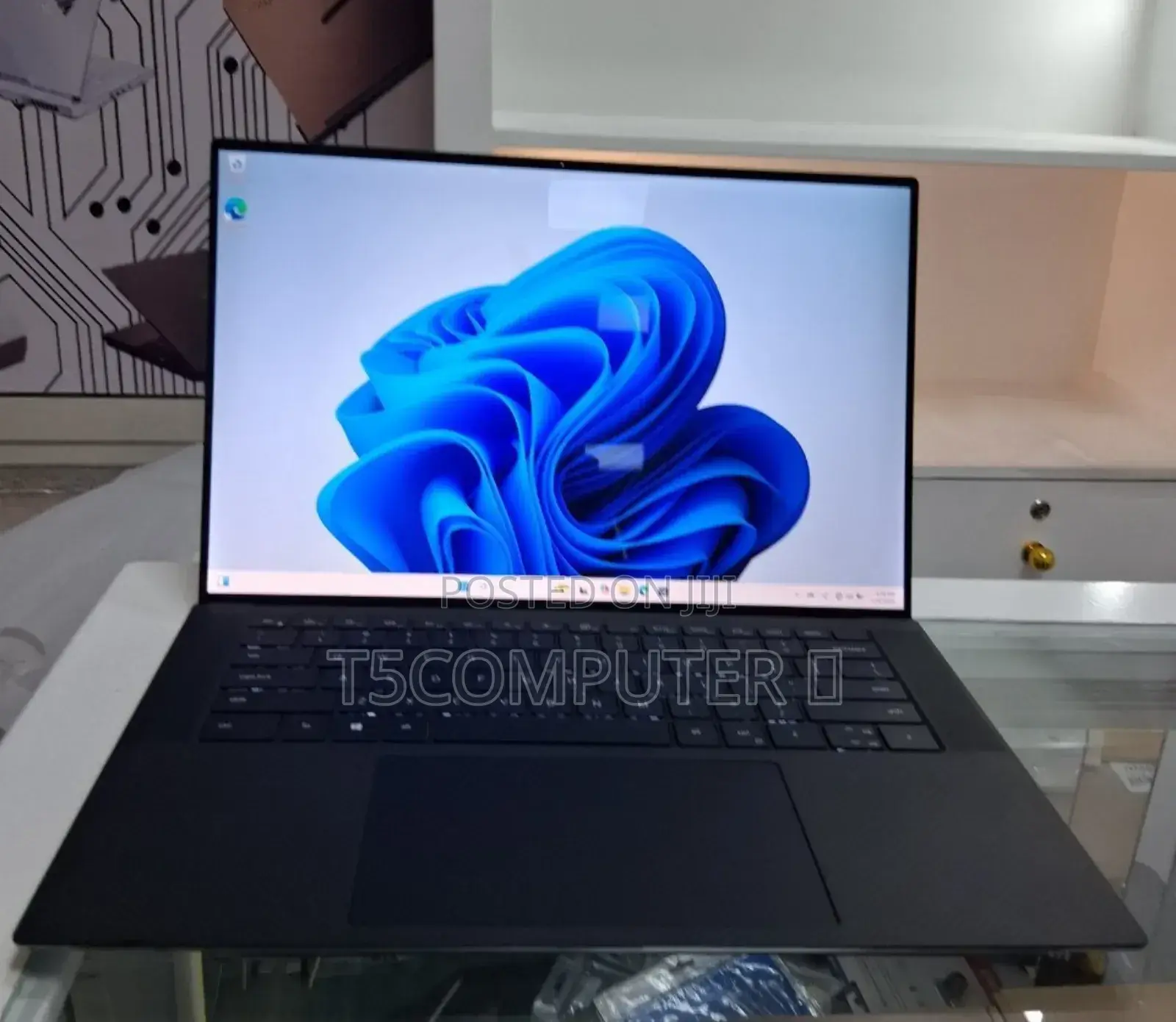 New Laptop Dell Latitude 5550 16GB Intel Core I7 SSD 512GB