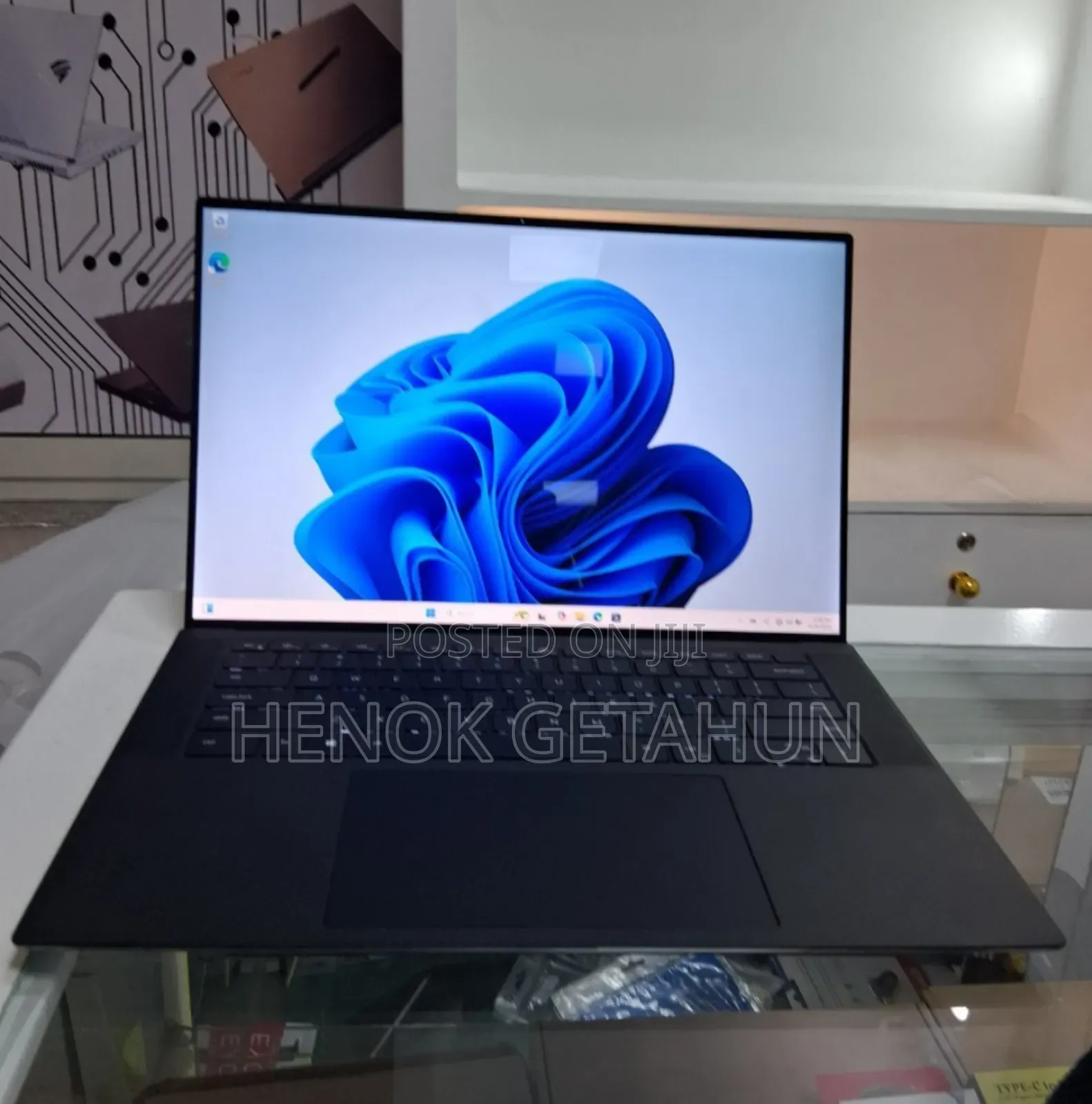 New Laptop Dell Precision 5550 16GB Intel Core I7 SSD 512GB