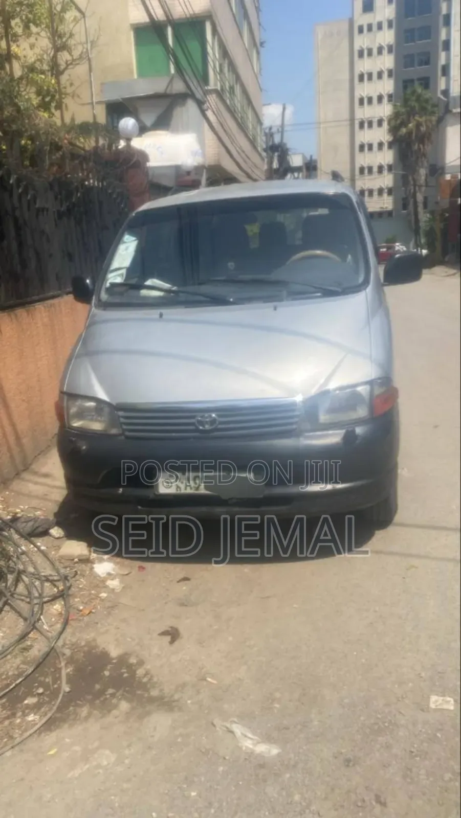 Toyota HiAce 2005 Silver