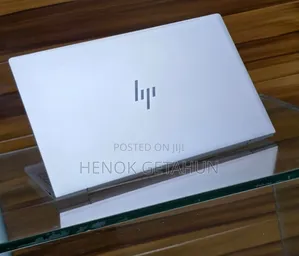 New Laptop HP Envy X360 8GB Intel Core I5 SSD 256GB