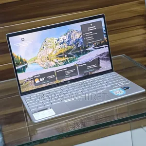 New Laptop HP Envy X360 8GB Intel Core I5 SSD 256GB