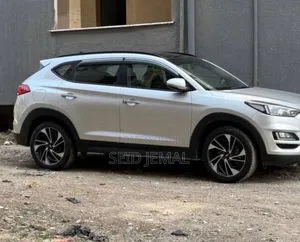 Hyundai Tucson 2019 Silver