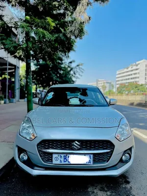 Photo - Suzuki Swift 2022 Silver