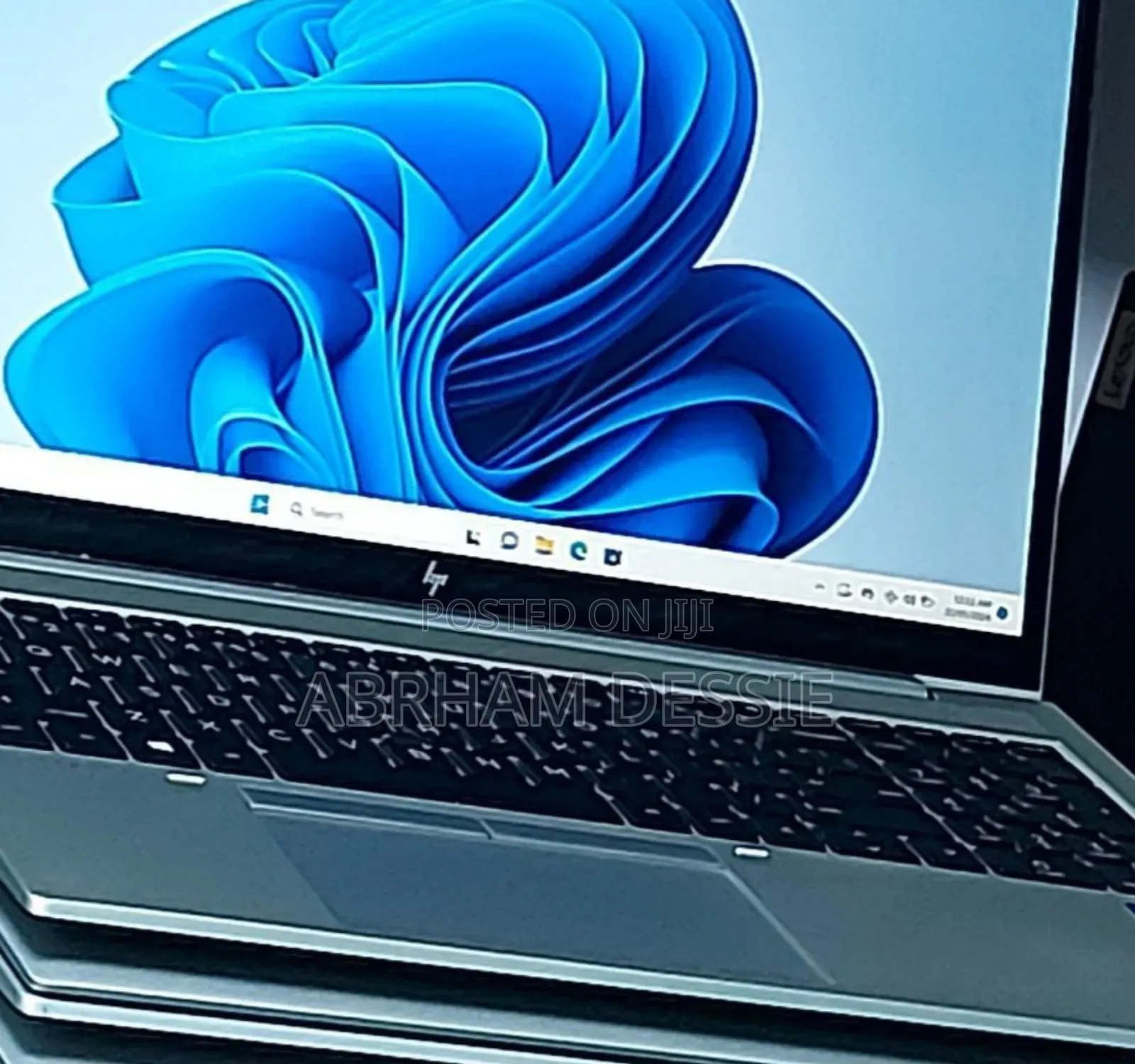 New Laptop HP EliteBook X GB Intel Core I7 SSD 512GB