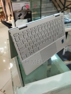 New Laptop HP Envy X360 16GB Intel Core I7 SSD 1T