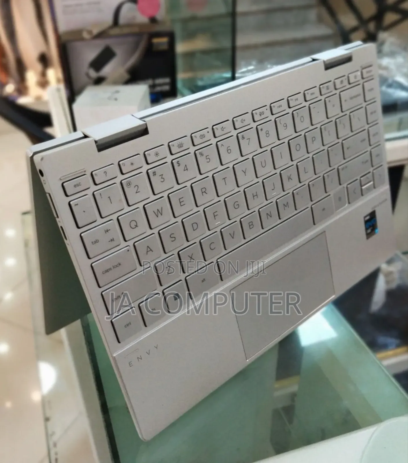 New Laptop HP Envy X360 16GB Intel Core I7 SSD 1T