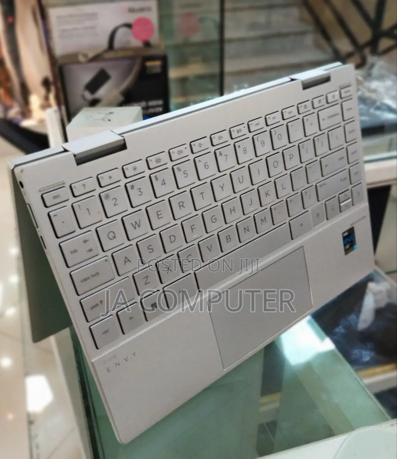 New Laptop HP Envy X360 16GB Intel Core I7 SSD 1T