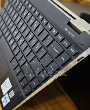 New Laptop HP Spectre 16GB Intel Core I7 SSD 1T