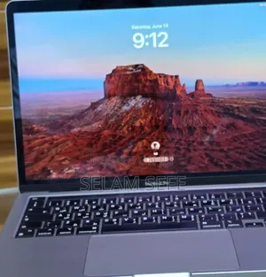 New Laptop Apple MacBook 8GB Intel Core I9 SSD 256GB