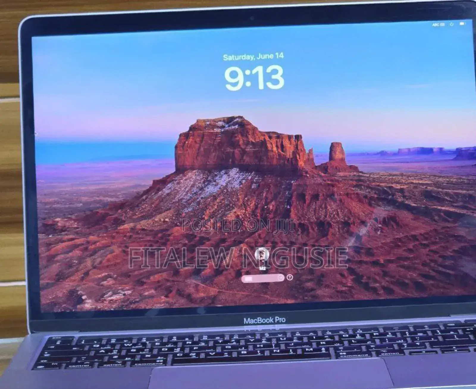 New Laptop Apple MacBook 8GB Intel Core I9 SSD 256GB