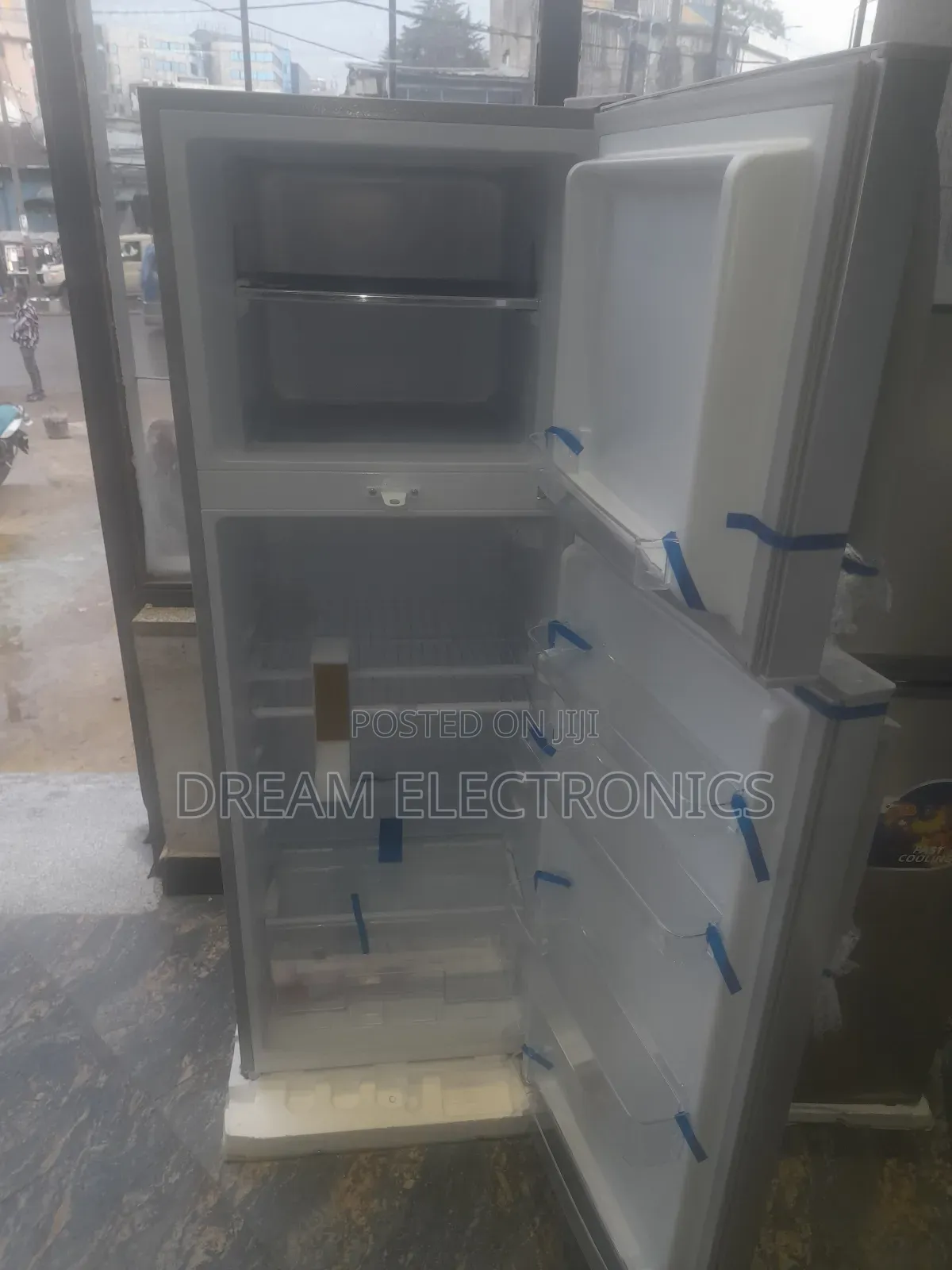 Enzo Refrigerator 270