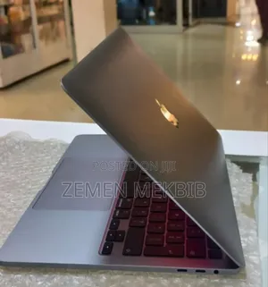 New Laptop Apple MacBook Pro 2020 16GB Intel Core I5 SSD 512GB