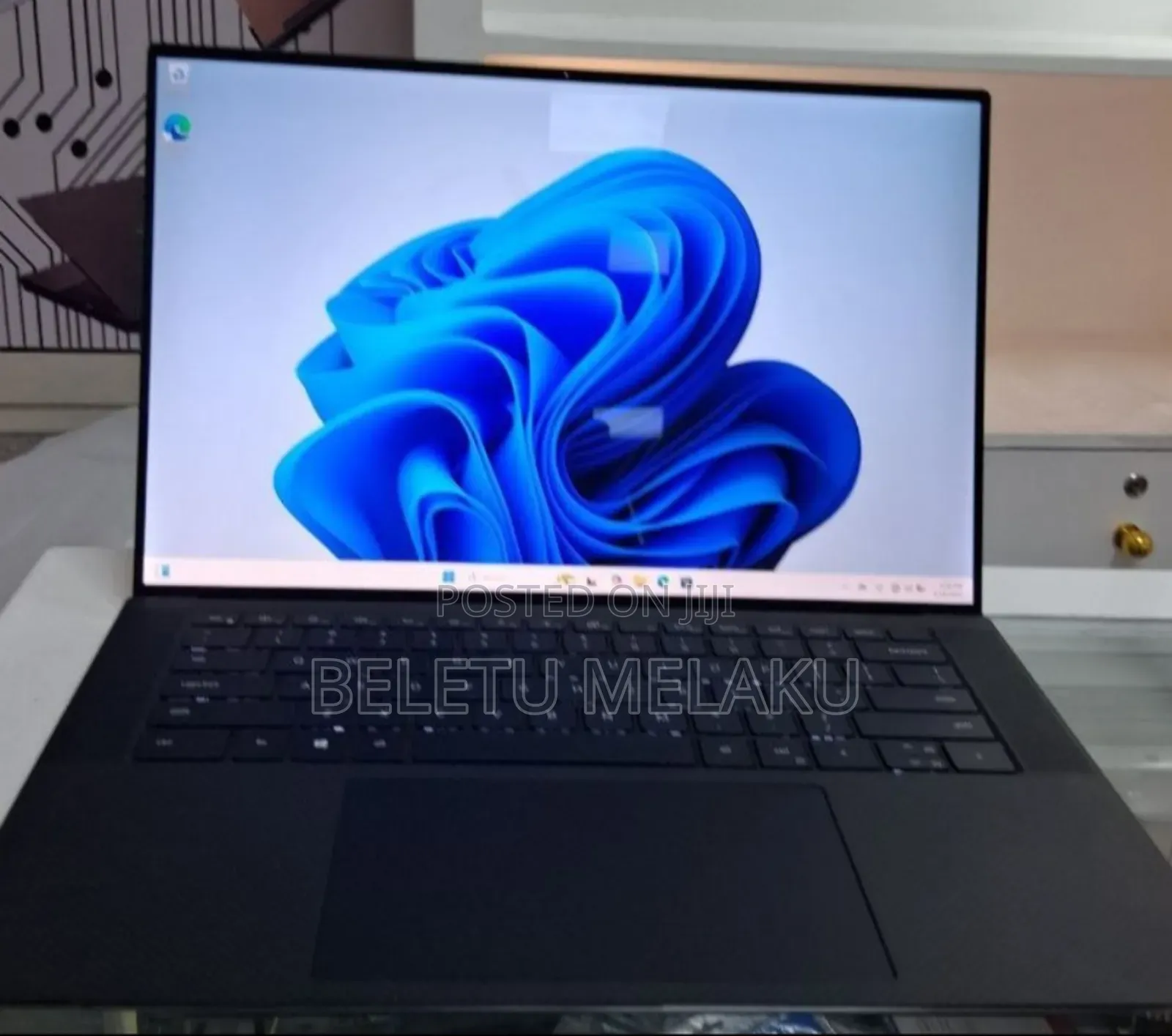 New Laptop Dell Precision 5540 16GB Intel Core I7 SSD 512GB