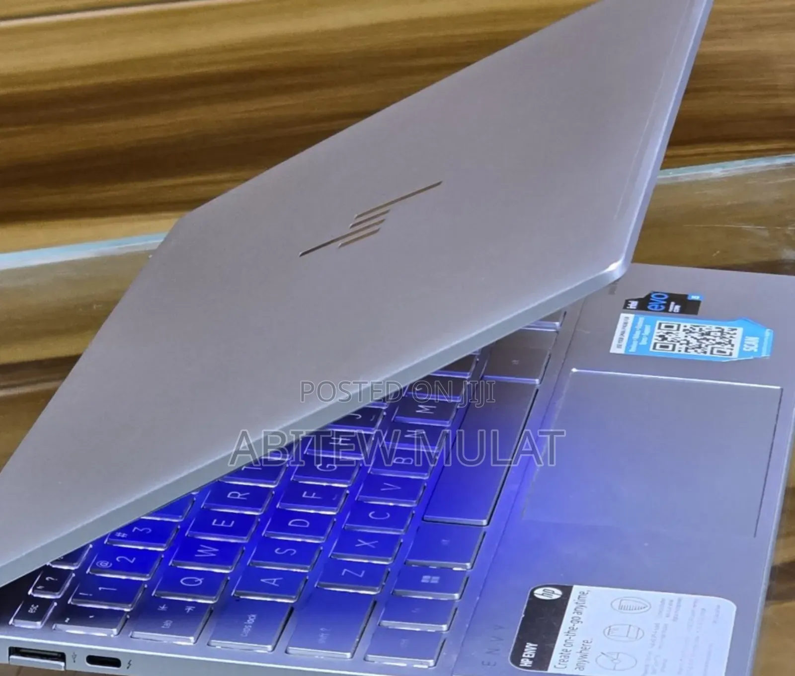 New Laptop HP Envy 14 8GB Intel Core I5 SSD 256GB