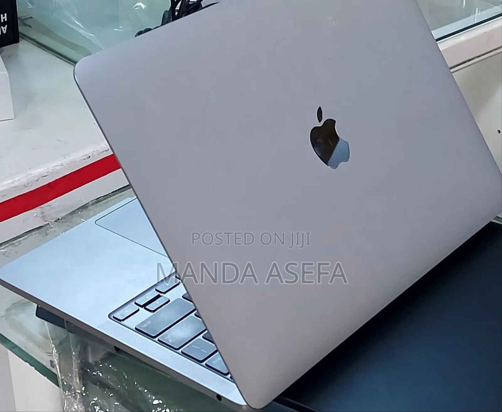 New Laptop Apple MacBook Pro 8GB Apple M2 SSD 256GB
