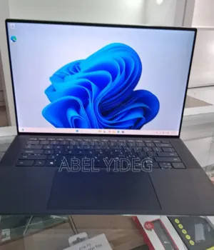 Photo - New Laptop Dell Precision 5550 16GB Intel Core I7 SSD 512GB