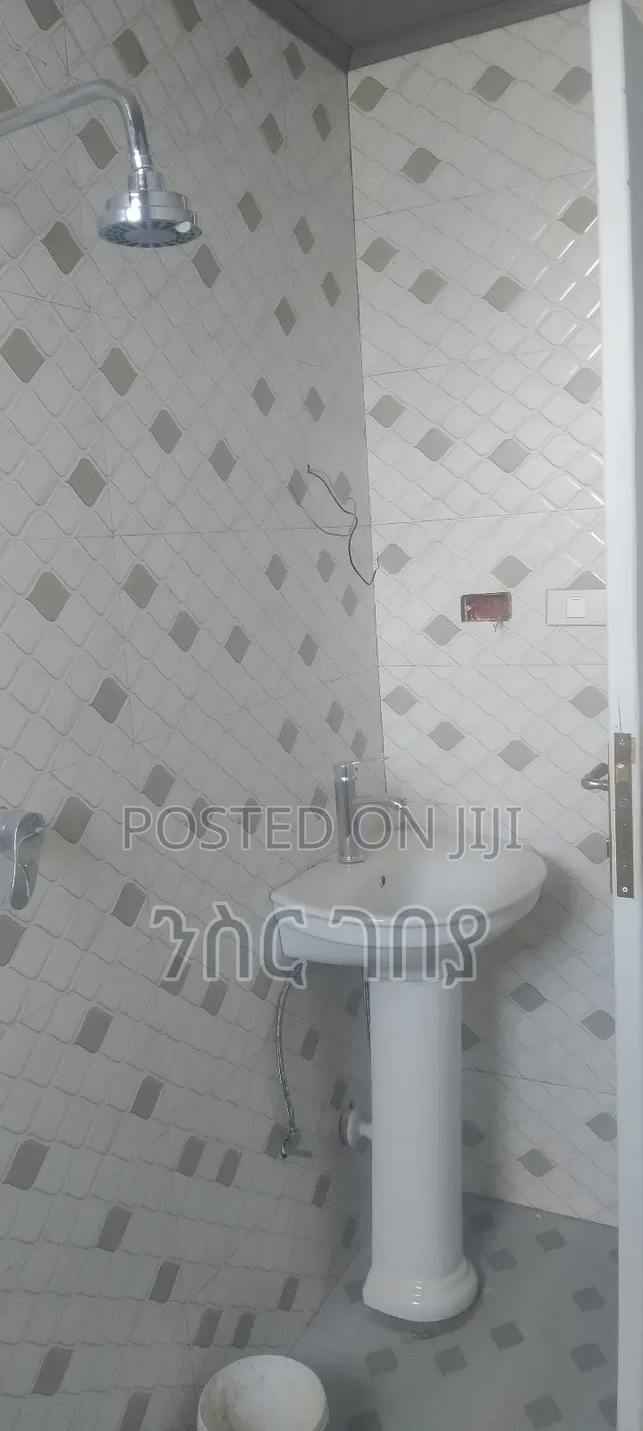 Furnished 2bdrm Condo in Ayat 49, 40/60, Yeka for rent