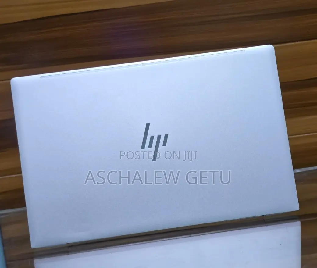 New Laptop HP Envy X360 8GB Intel Core I5 SSD 256GB