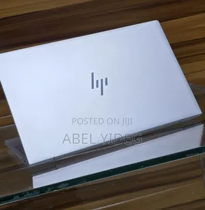 New Laptop HP Envy 14 8GB Intel Core I5 SSD 256GB