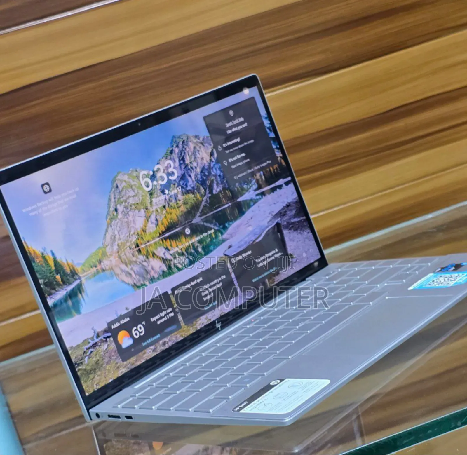 New Laptop HP Envy 13 8GB Intel Core I5 SSD 256GB