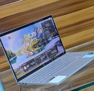 Photo - New Laptop HP Envy 13 8GB Intel Core I5 SSD 256GB