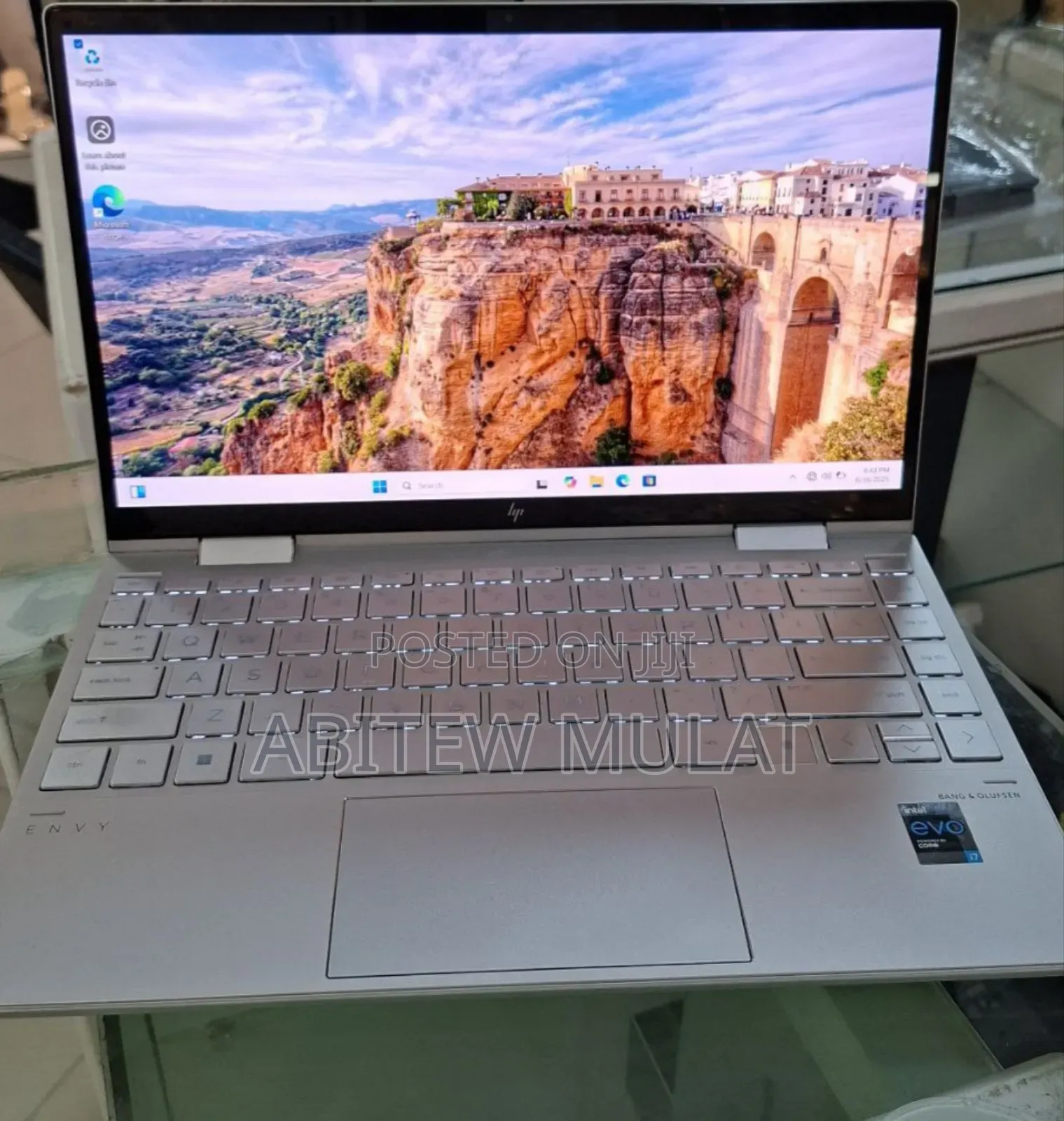 New Laptop HP Envy X360 16GB Intel Core I7 SSD 1T