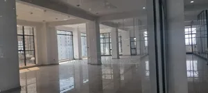 Office for Rent, One Floor, Area 1,000sqm, Price 1,500,000b