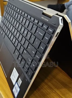 New Laptop HP Spectre 16GB Intel Core I7 SSD 1T