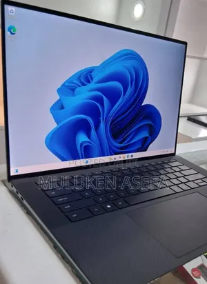 Photo - New Laptop Dell Precision 5550 16GB Intel Core I7 SSD 512GB