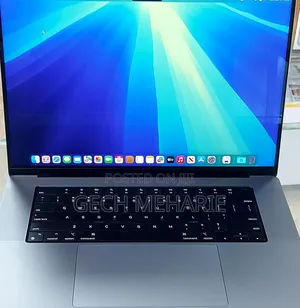 New Laptop Apple MacBook Pro 2021 M1 16GB Apple M1 Pro SSD 512GB