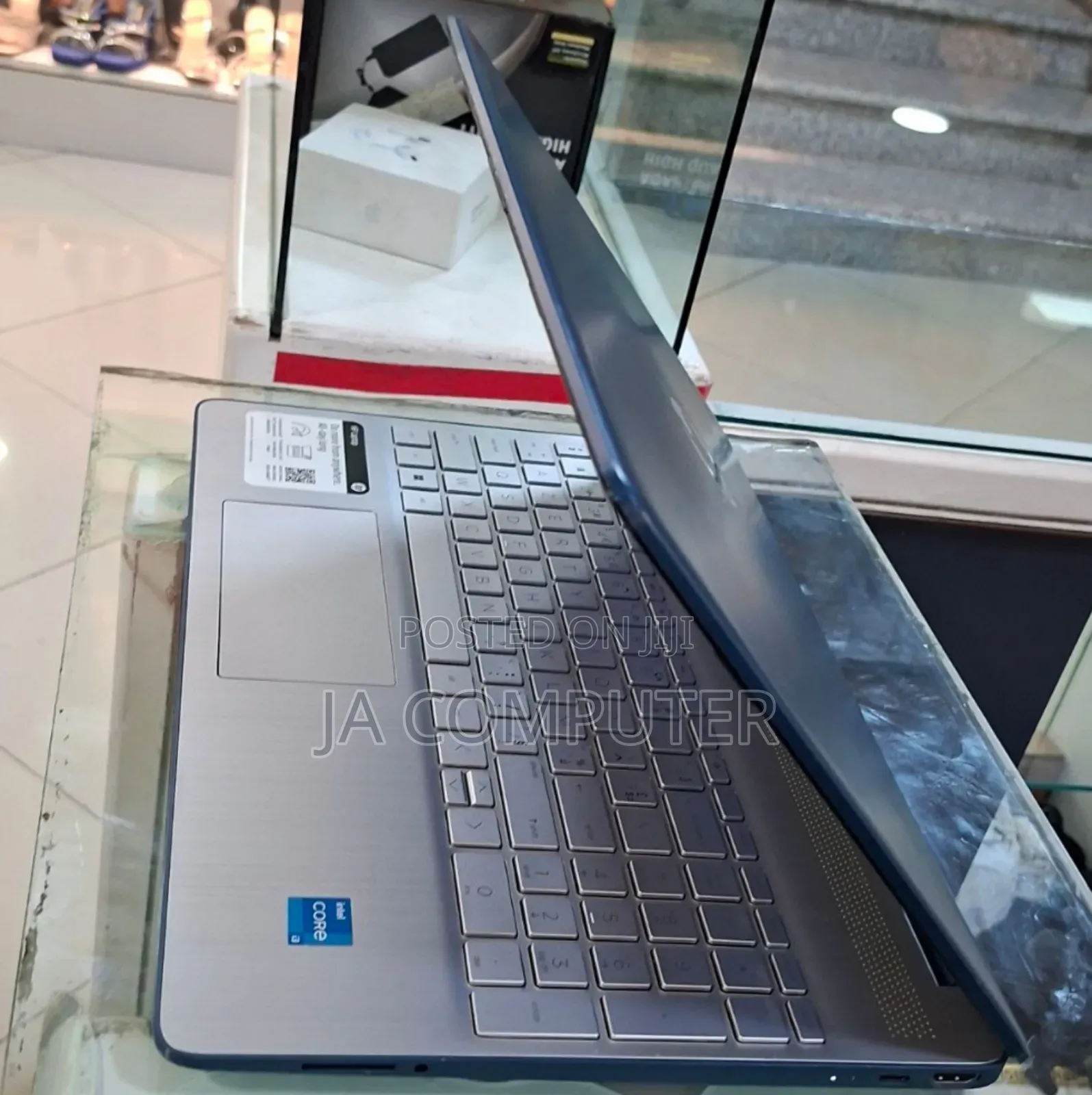 New Laptop HP Stream Notebook 8GB Intel Core I3 SSD 512GB