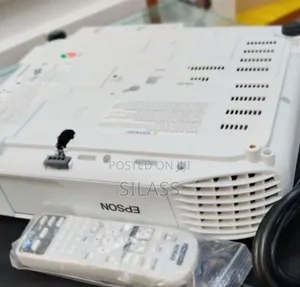 Photo - Brand New Epson Projector With Manual Cd and Cartoon Mode