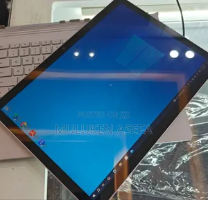 Photo - New Laptop Microsoft Surface 16GB Intel Core I7 SSD 256GB