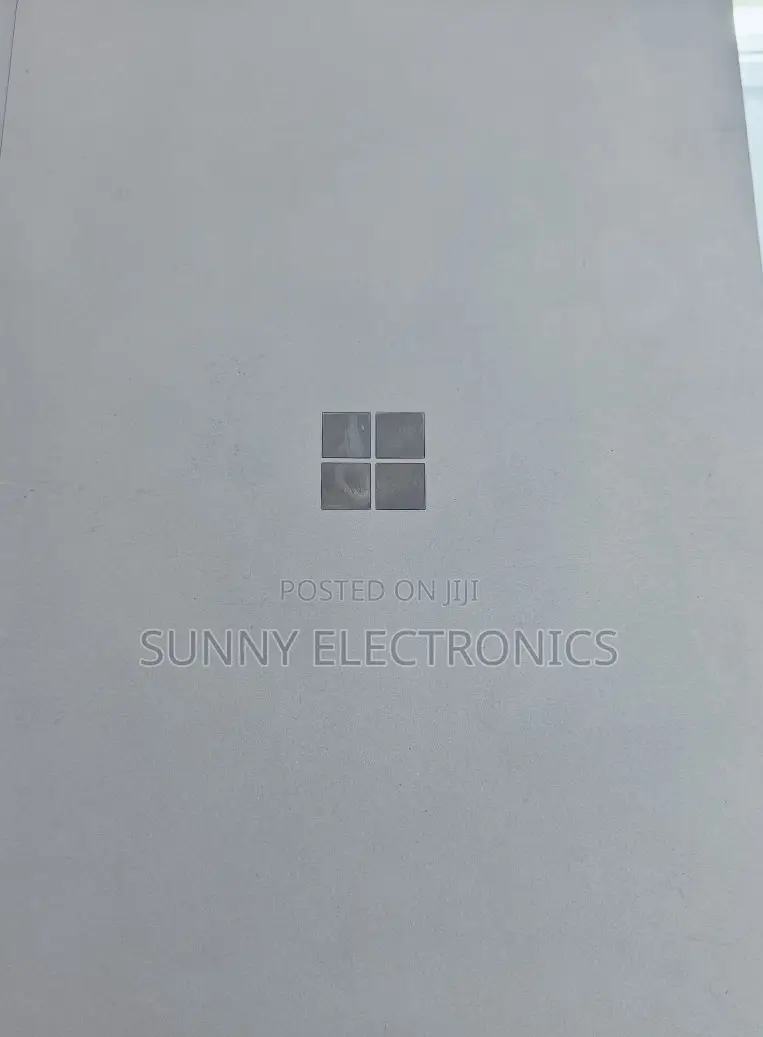 New Laptop Microsoft Surface Book 3 16GB Intel Core I7 SSD 256GB