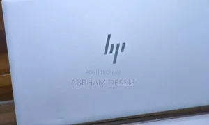 New Laptop HP Envy X360 8GB Intel Core I5 SSD 256GB