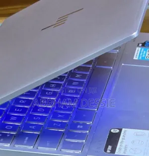 New Laptop HP Envy X360 8GB Intel Core I5 SSD 256GB