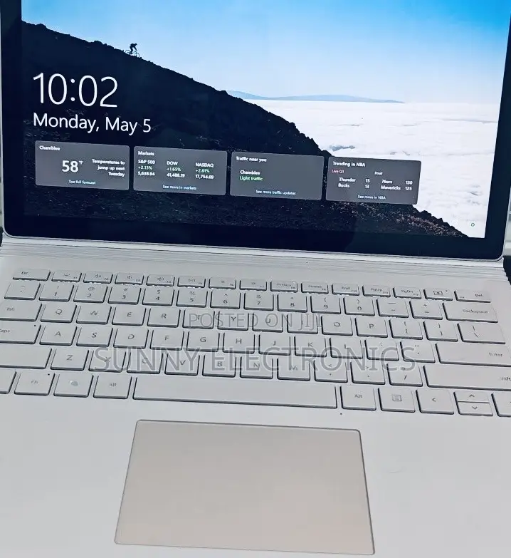 New Laptop Microsoft Surface Book 3 16GB Intel Core I7 SSD 256GB