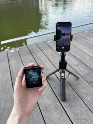 Photo - Lightweight Selfie_stand With Adjustable Phone Mount