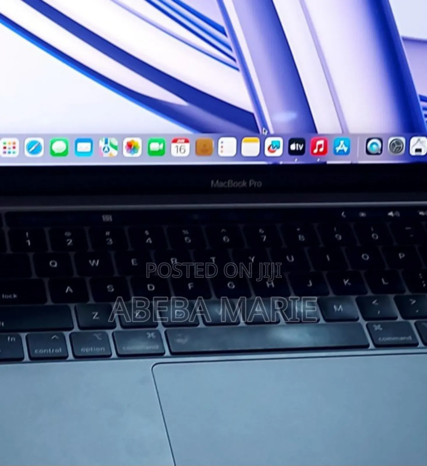 New Laptop Apple MacBook Pro 2022 M2 8GB Apple M2 SSD 256GB